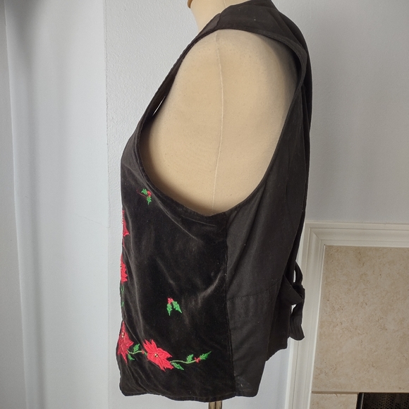 Casey & Max Velvet Poinsettia Detailed Vest M - Picture 4 of 10